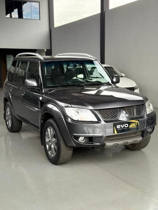 MITSUBISHI PAJERO TR4 2.0 4X2 16V 140CV FLEX 4P AUTOMÁTICO MITSUBISHI PAJERO TR4 2.0 4X2 16V 140CV FLEX 4P AUTOMÁTICO